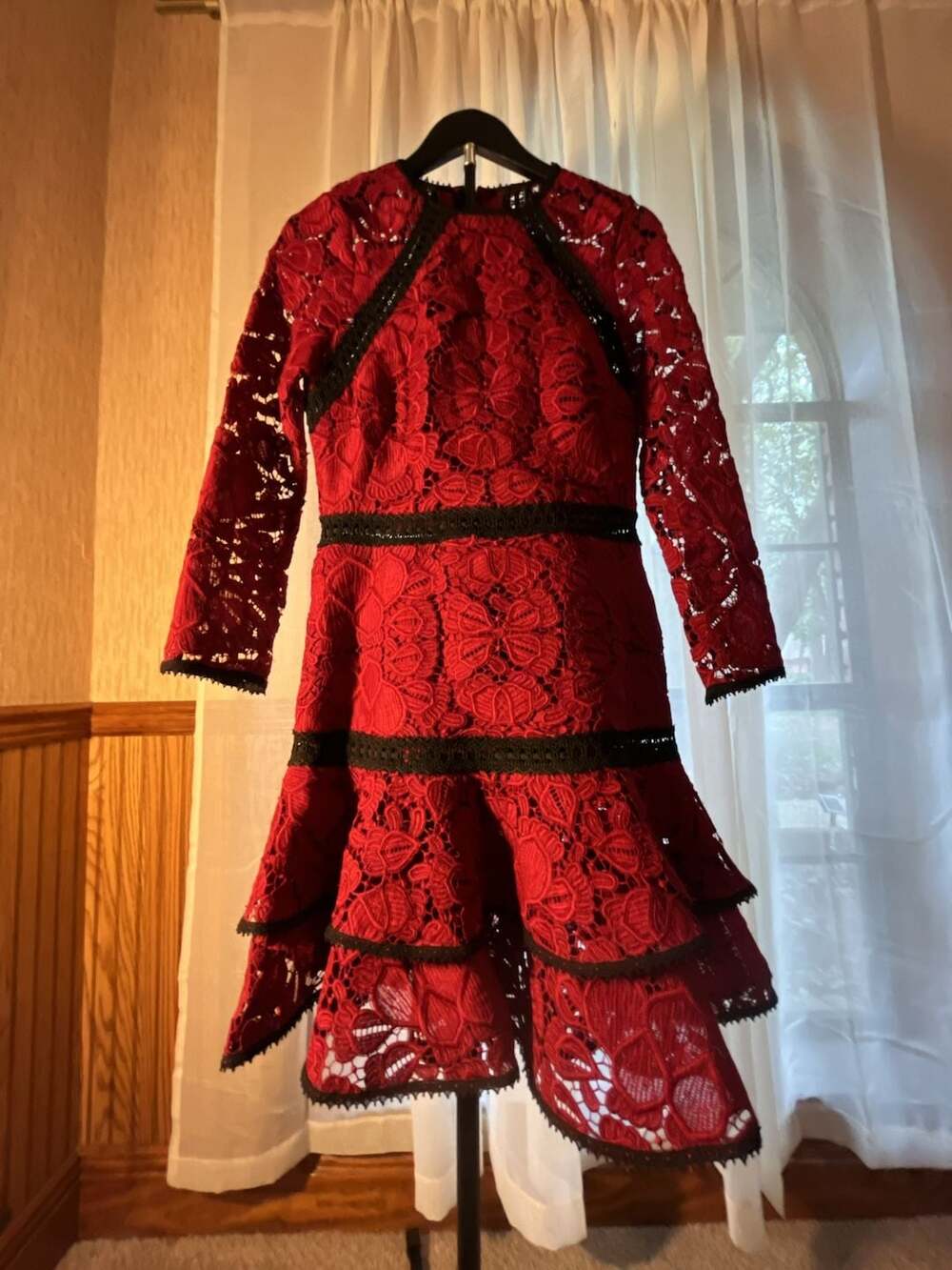 Alexis Red Lace Dress Size M